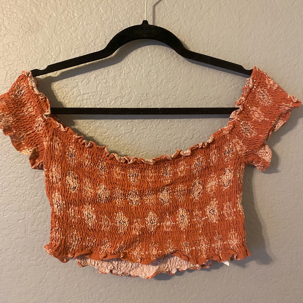 Some Days Lovin cropped off the shoulder top